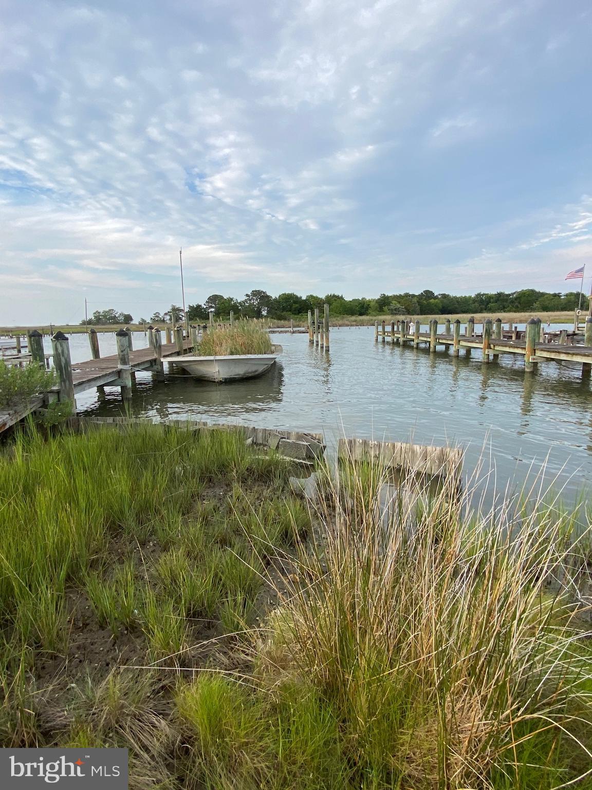 SMITH ISLAND - Residential