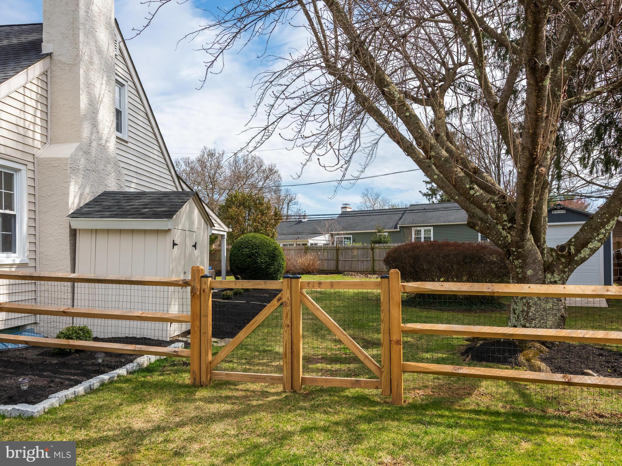 DEEPDALE - Residential