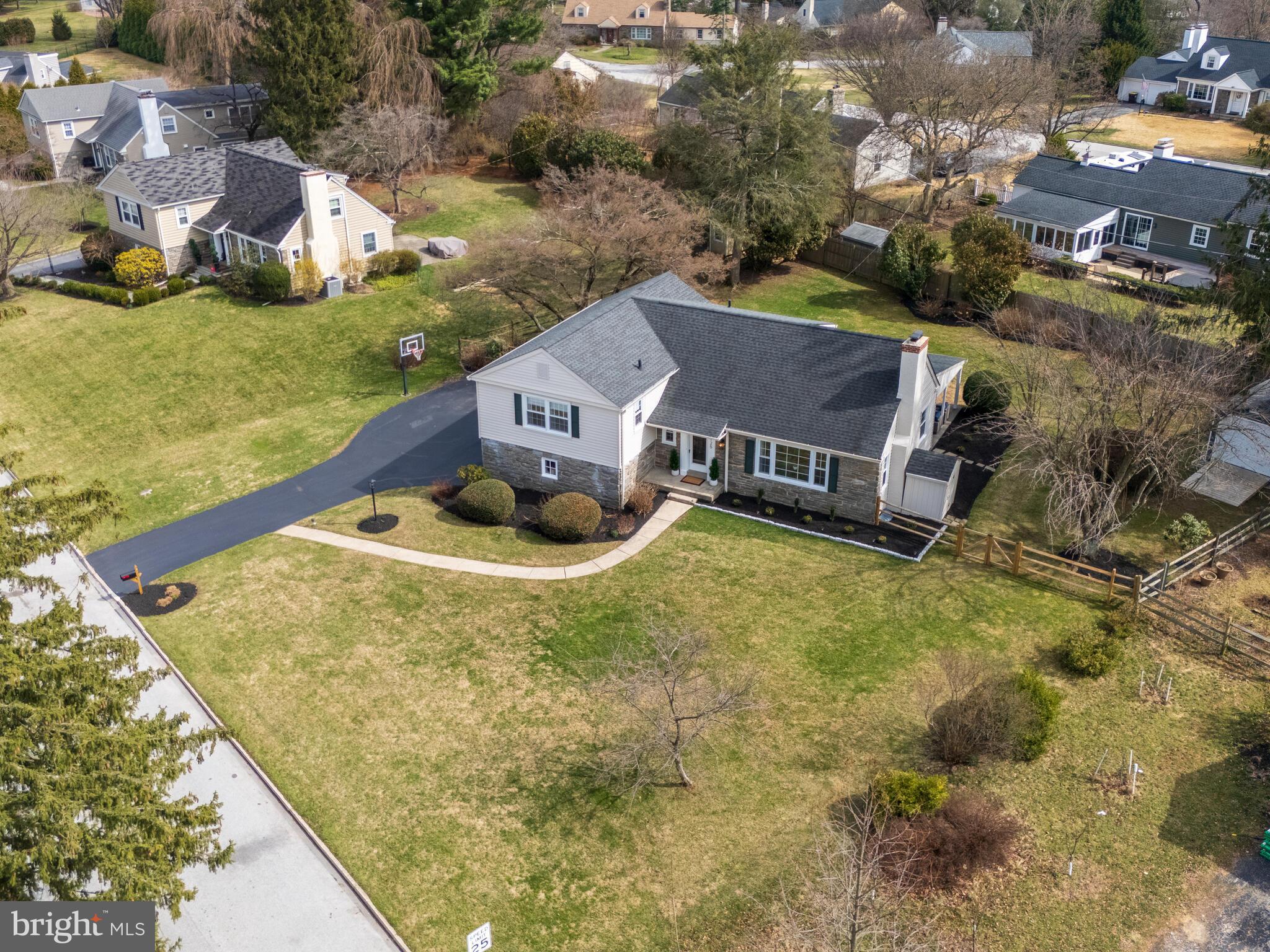 DEEPDALE - Residential