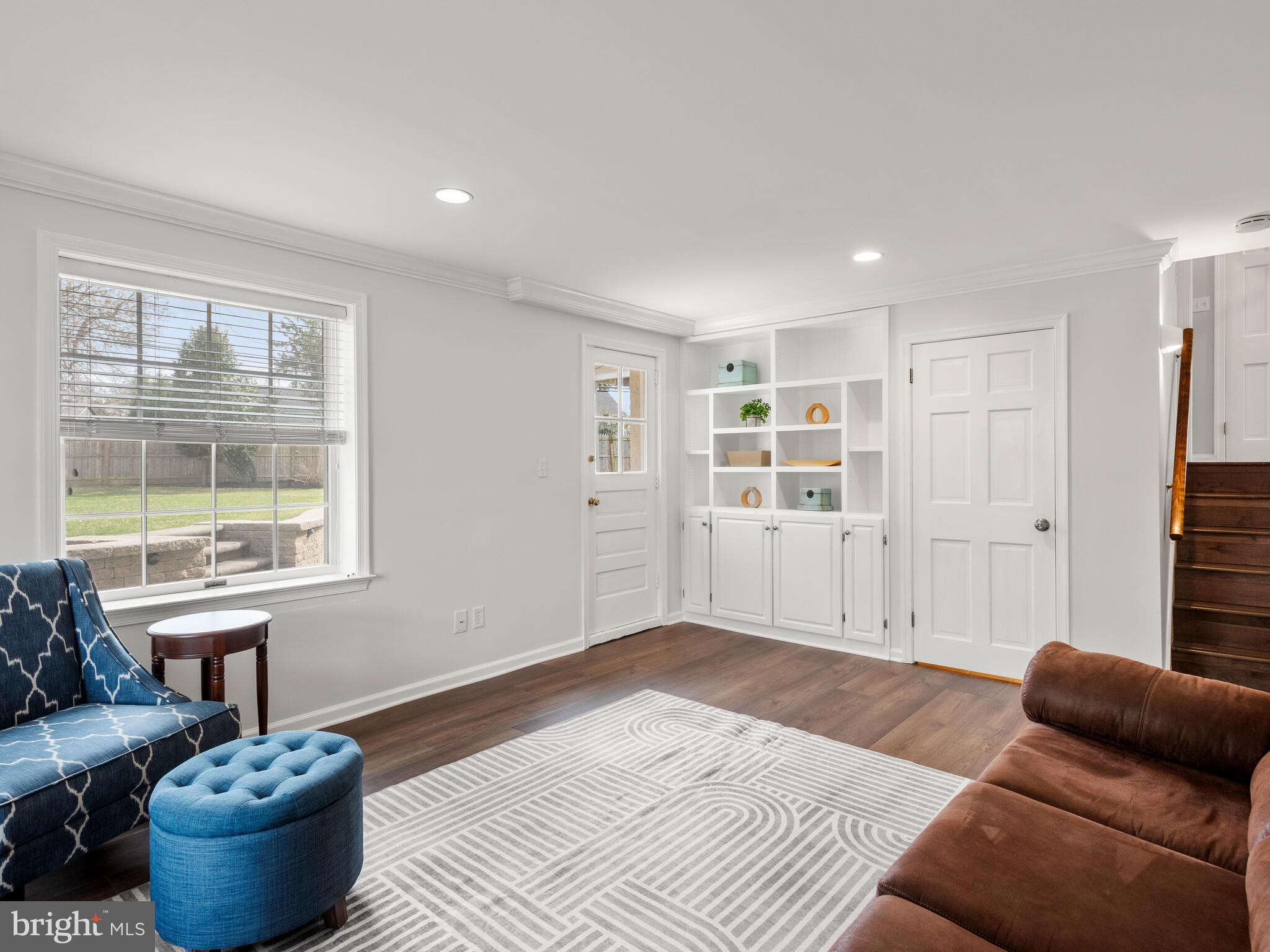 DEEPDALE - Residential