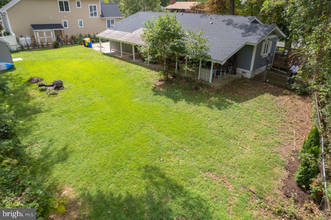 WOODLAND BEACH - Residential