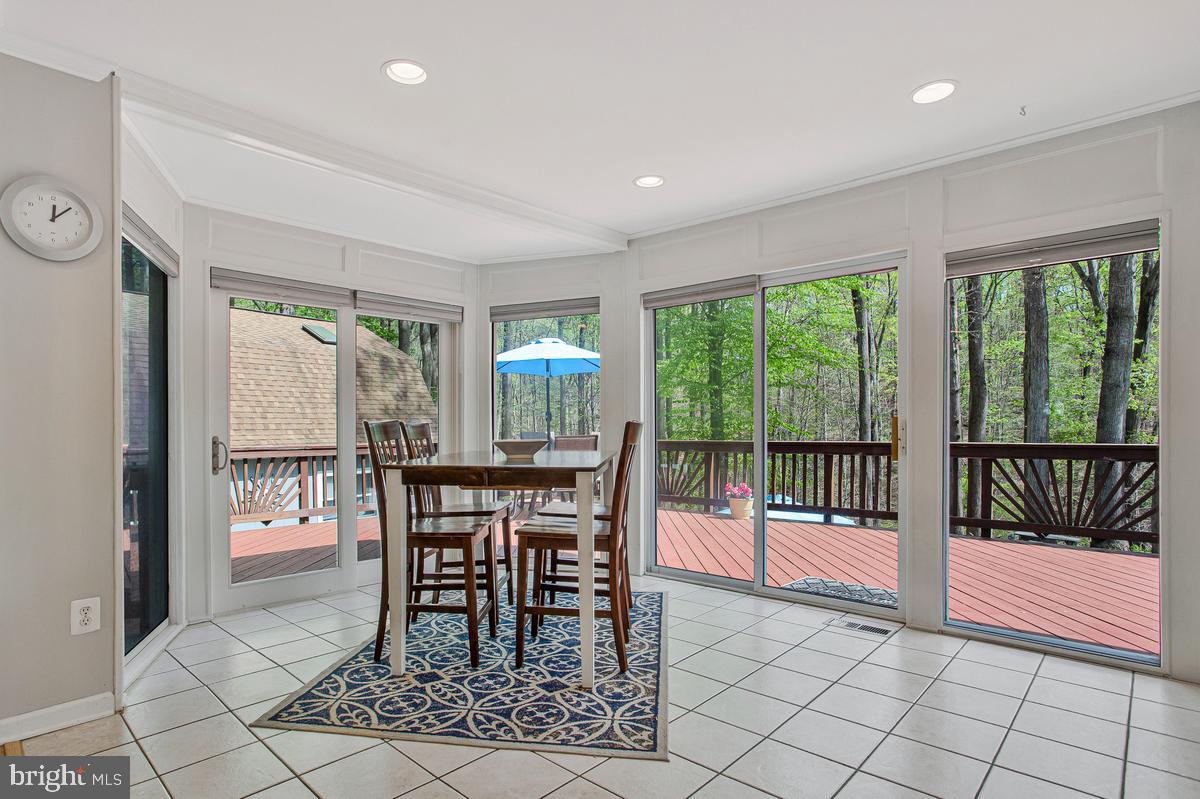 HALLMARK WOODS - Residential