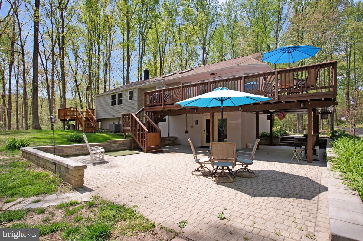 HALLMARK WOODS - Residential