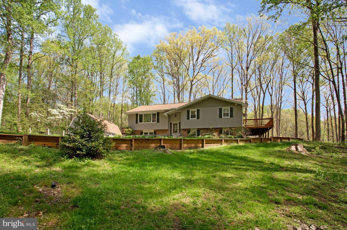 HALLMARK WOODS - Residential