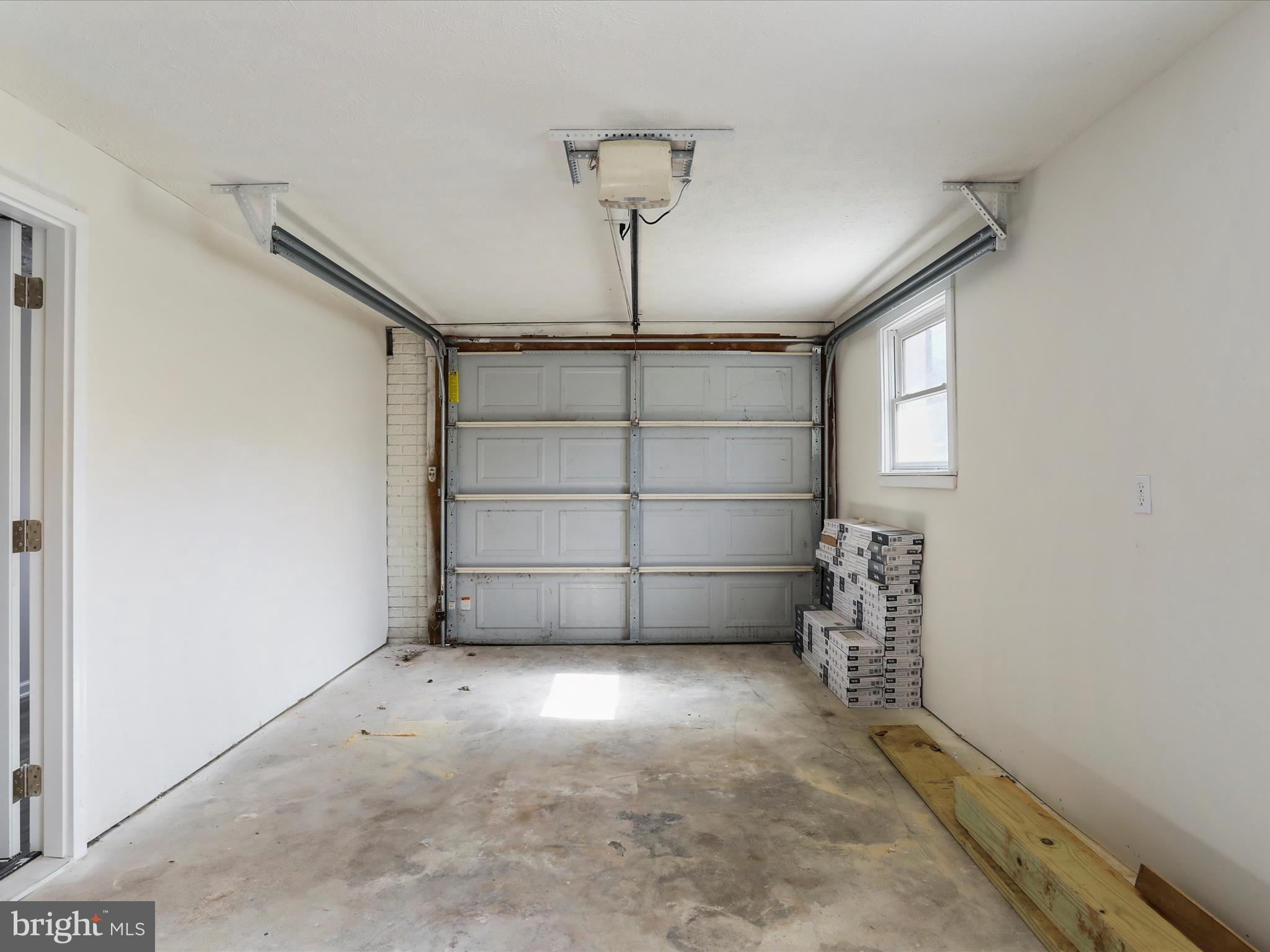 SPRING VALLEY - Residential