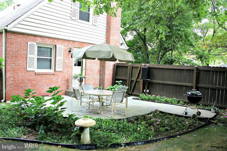 DEVONSHIRE - Residential Lease