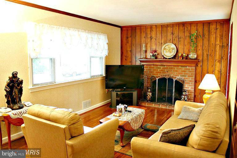 DEVONSHIRE - Residential Lease