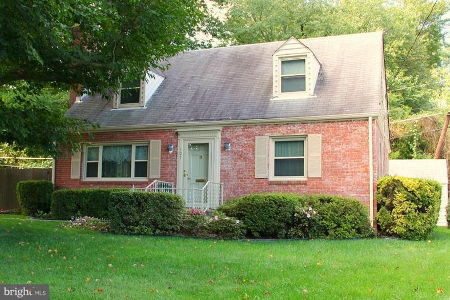 Wonderful 2 level  Cape Cod for Lease  Hardwood floors in living room and dining room .  Two Bedroom on main level with full bath . Owners suite on upper level with bathroom and closets .  It also has a den and sitting room . Fenced  backyard with private stone patio with audio jacks and power outlets.   Minutes away from East falls Church metro .  Falls Church City Schools .