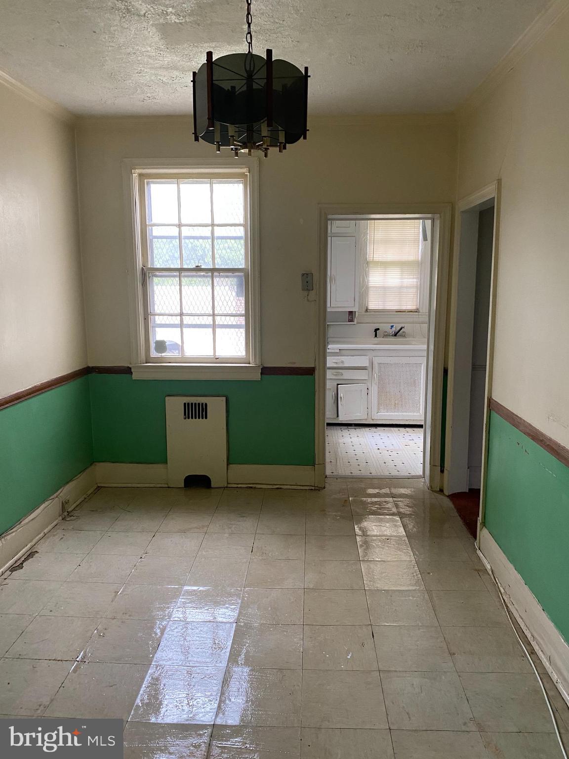 WEST ARLINGTON - Residential