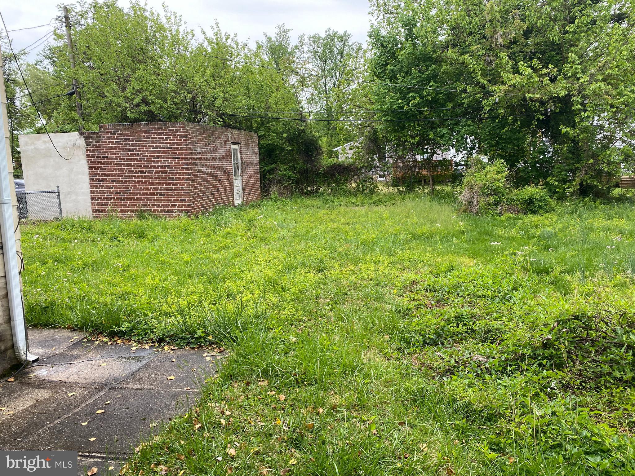 WEST ARLINGTON - Residential