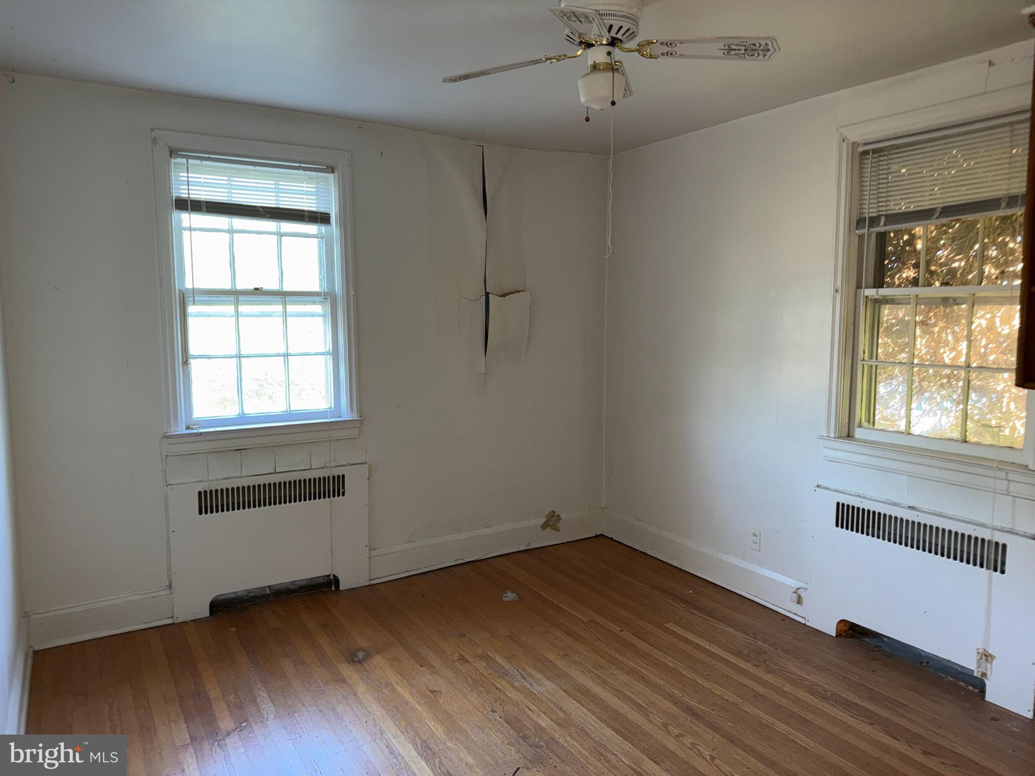 WEST ARLINGTON - Residential