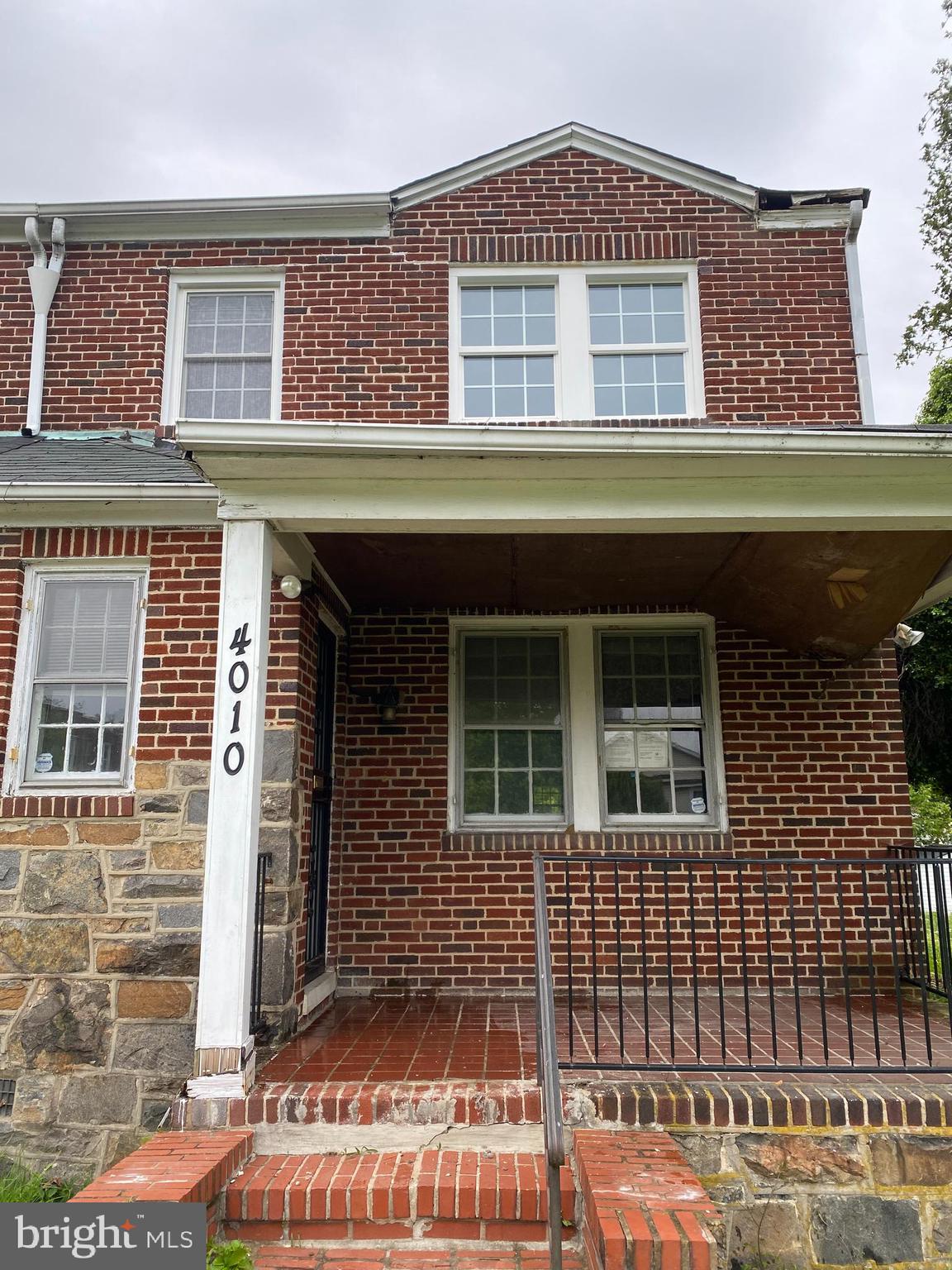 WEST ARLINGTON - Residential