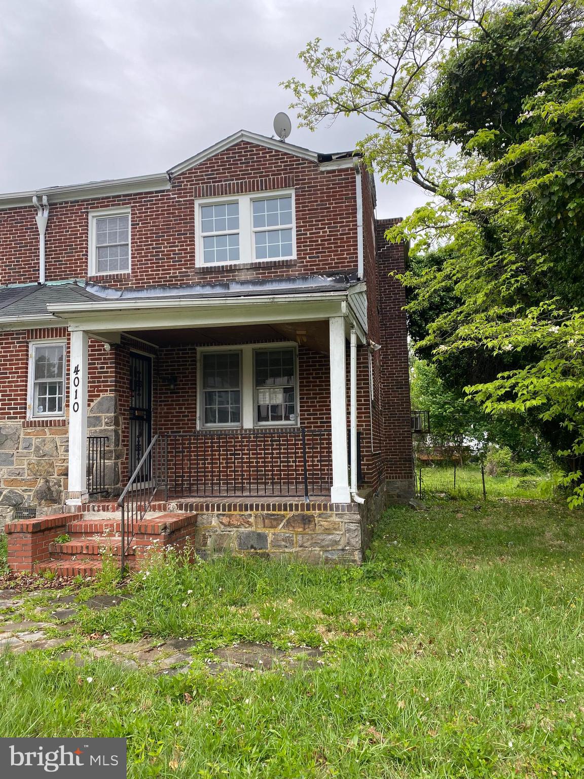 WEST ARLINGTON - Residential