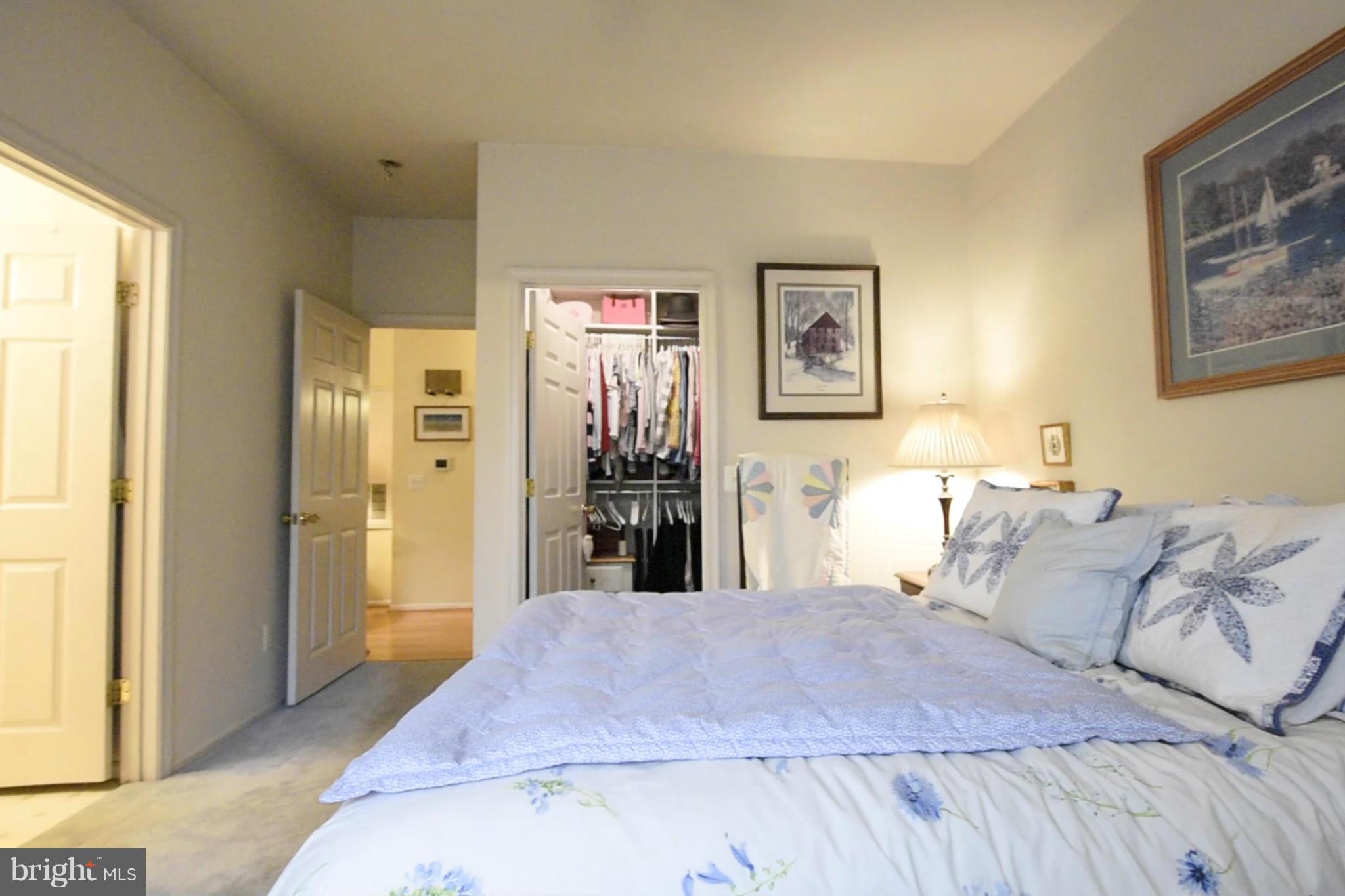 GATES OF MCLEAN - Residential