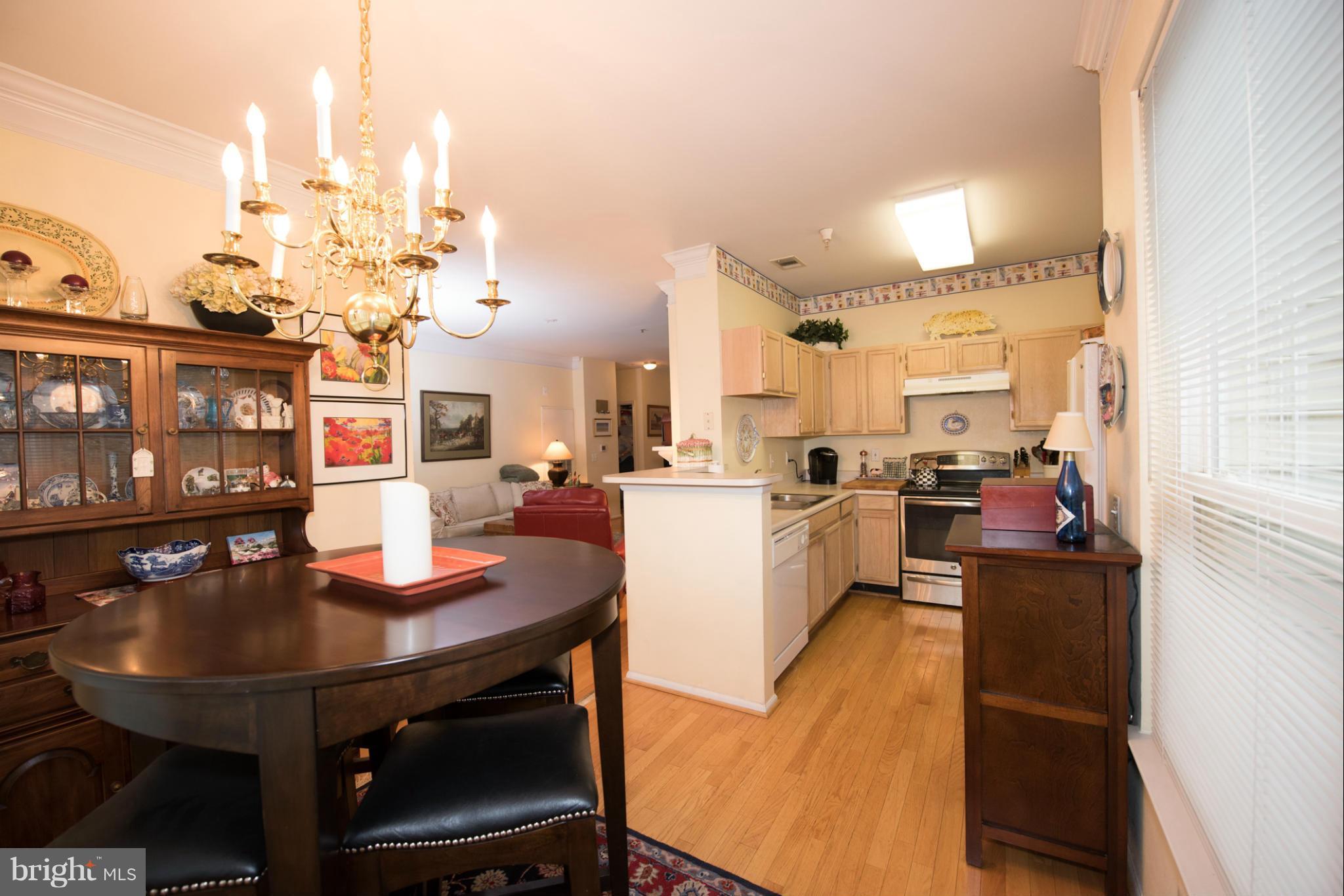 GATES OF MCLEAN - Residential