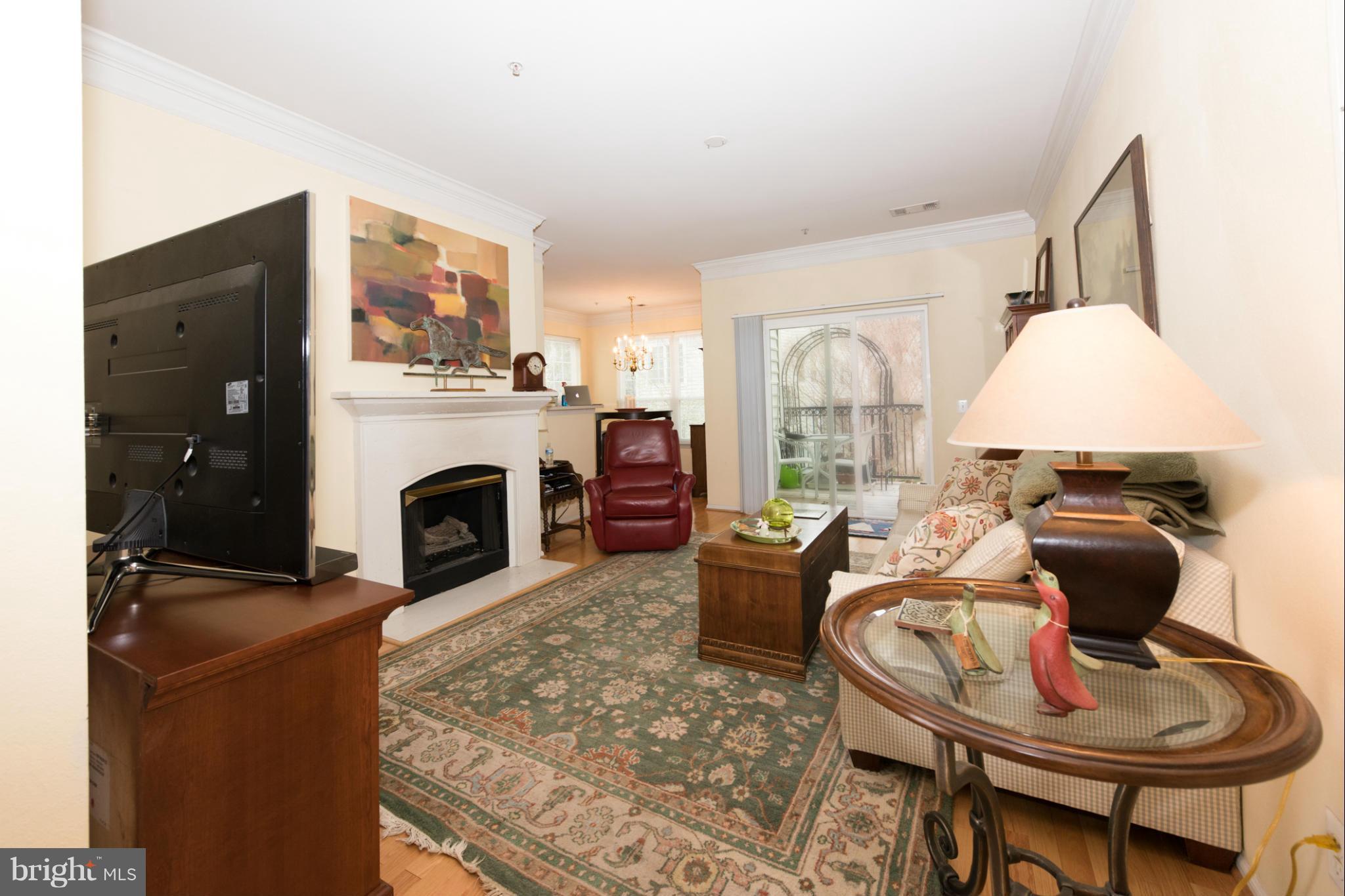 GATES OF MCLEAN - Residential