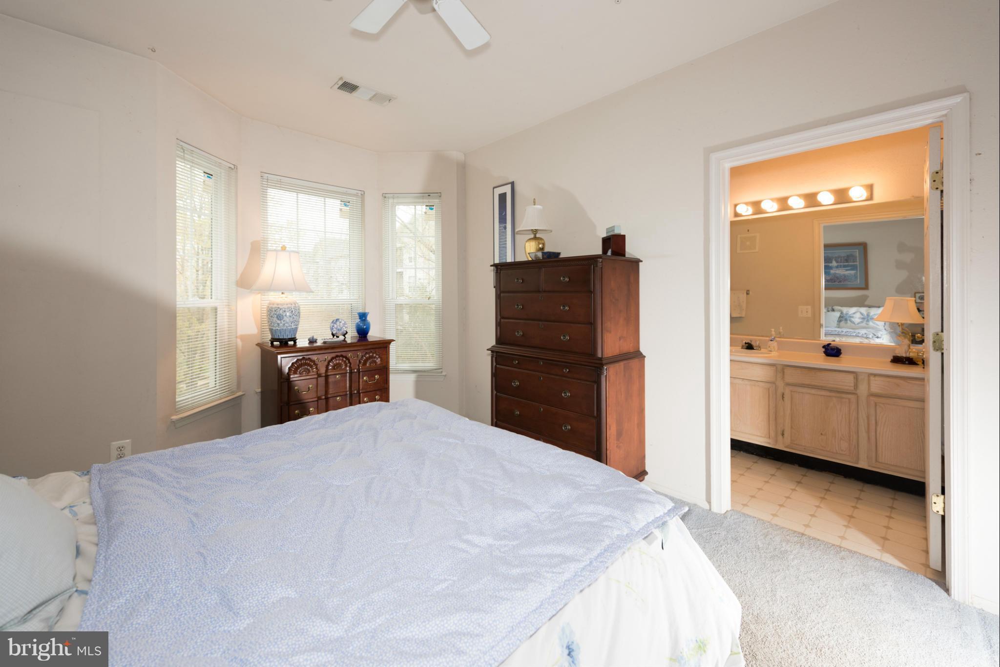 GATES OF MCLEAN - Residential