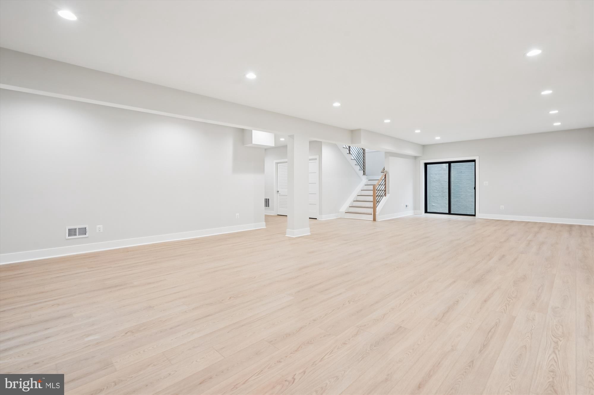 BRILYN PARK - Residential