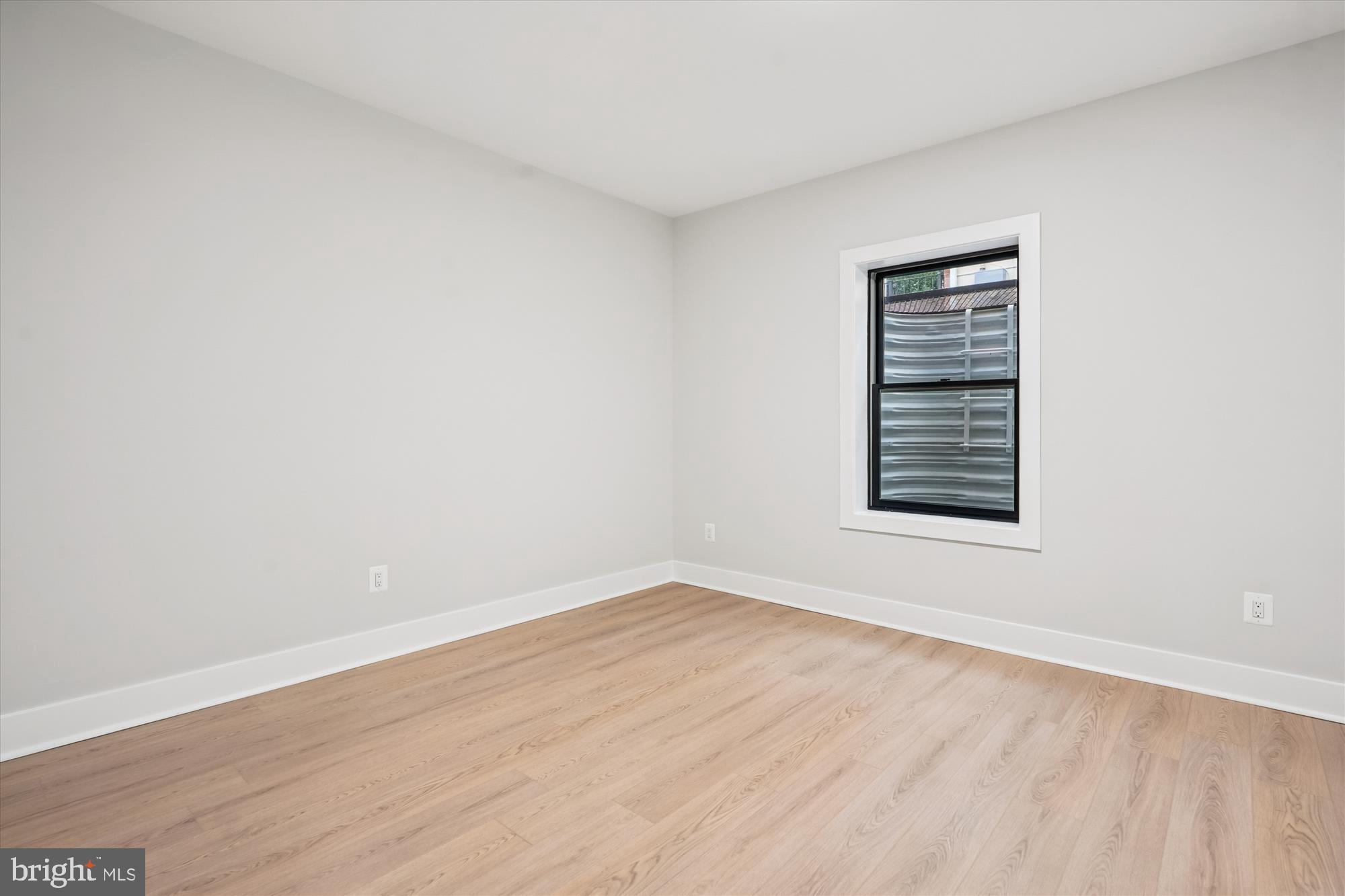 BRILYN PARK - Residential