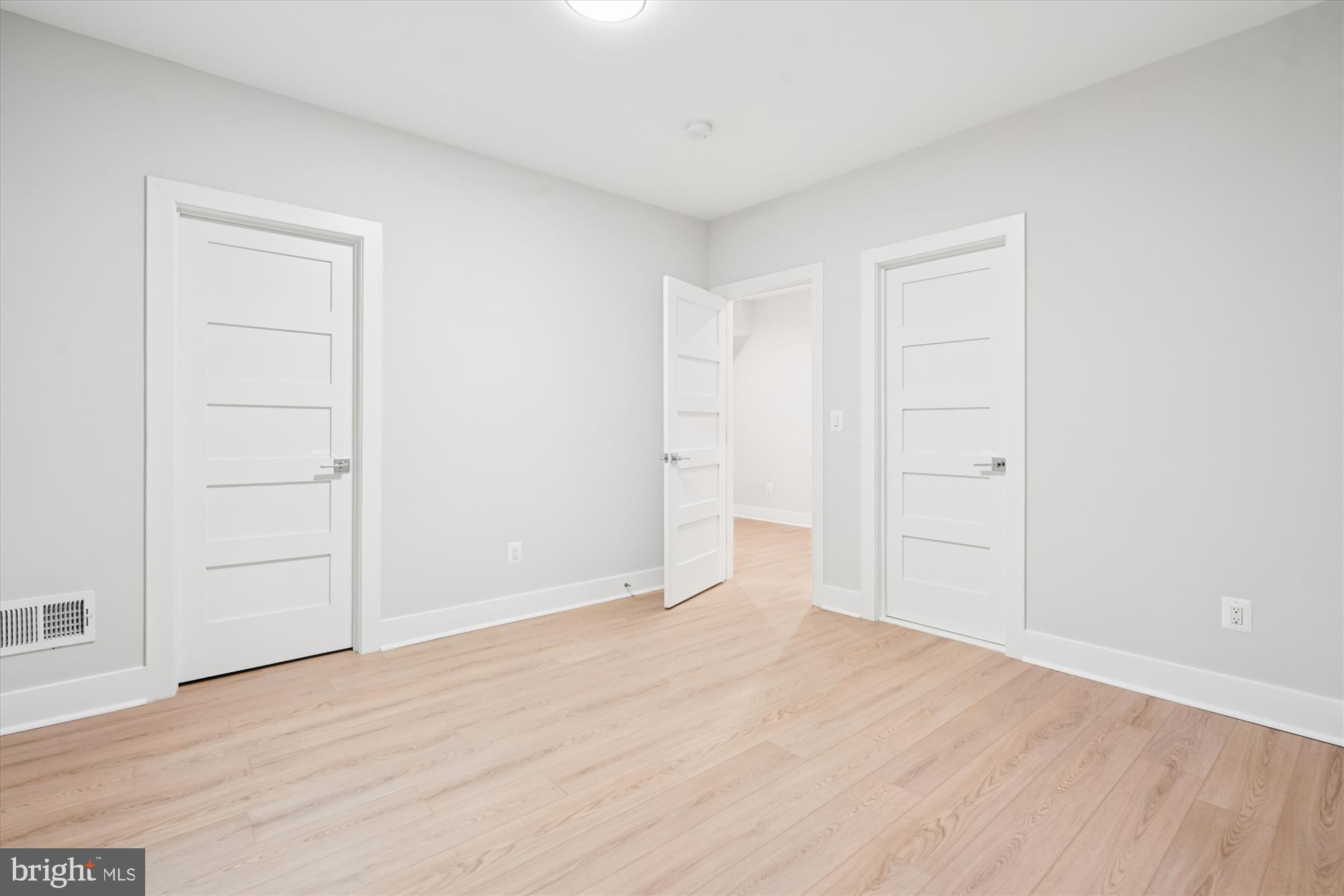 BRILYN PARK - Residential