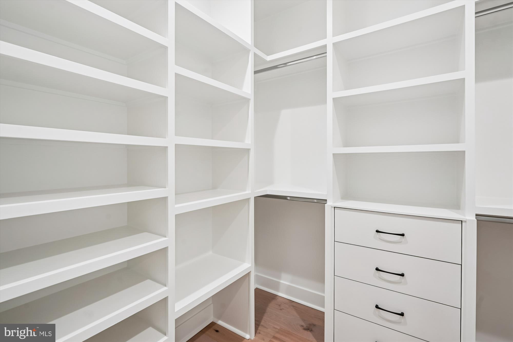 BRILYN PARK - Residential