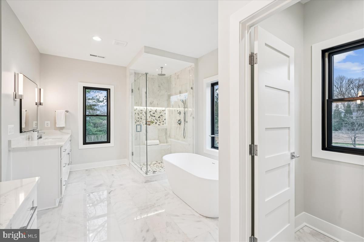 BRILYN PARK - Residential