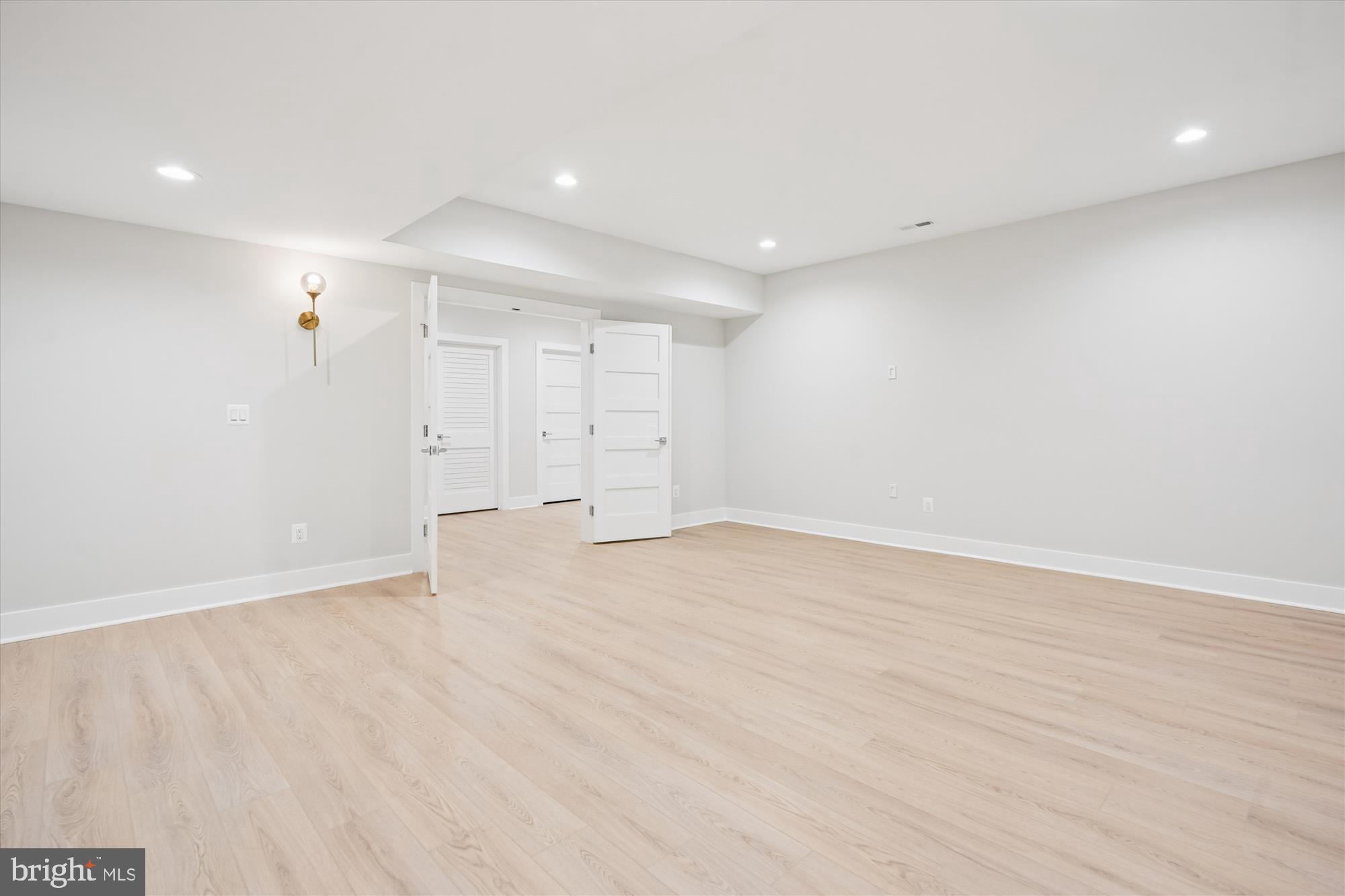 BRILYN PARK - Residential