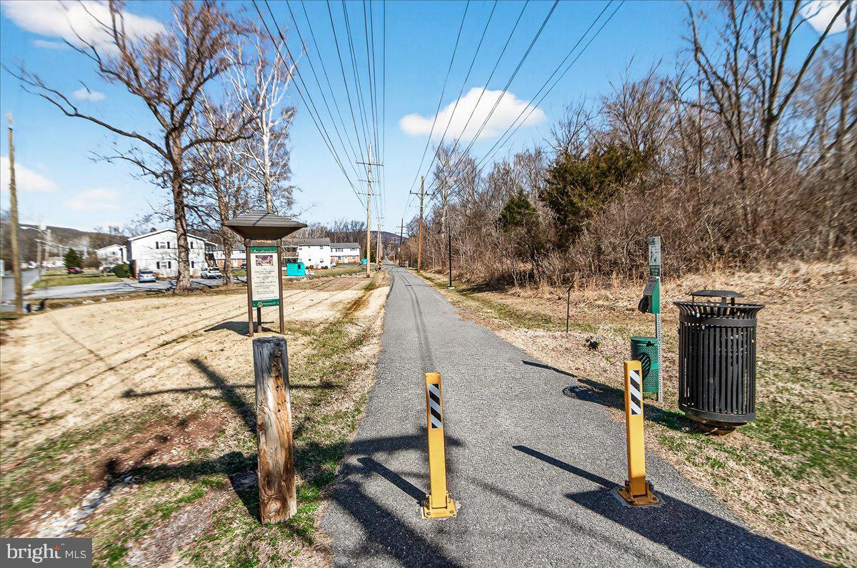 WOODLAND PARK - Residential