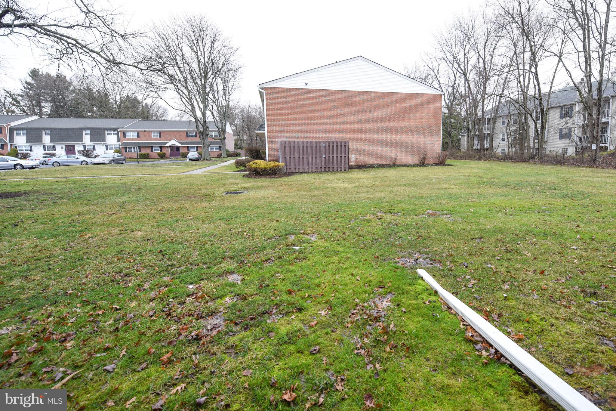 HAMPTON CROSSING - Residential