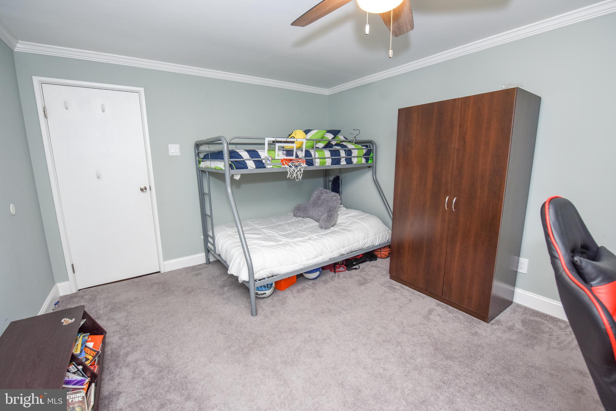 HAMPTON CROSSING - Residential