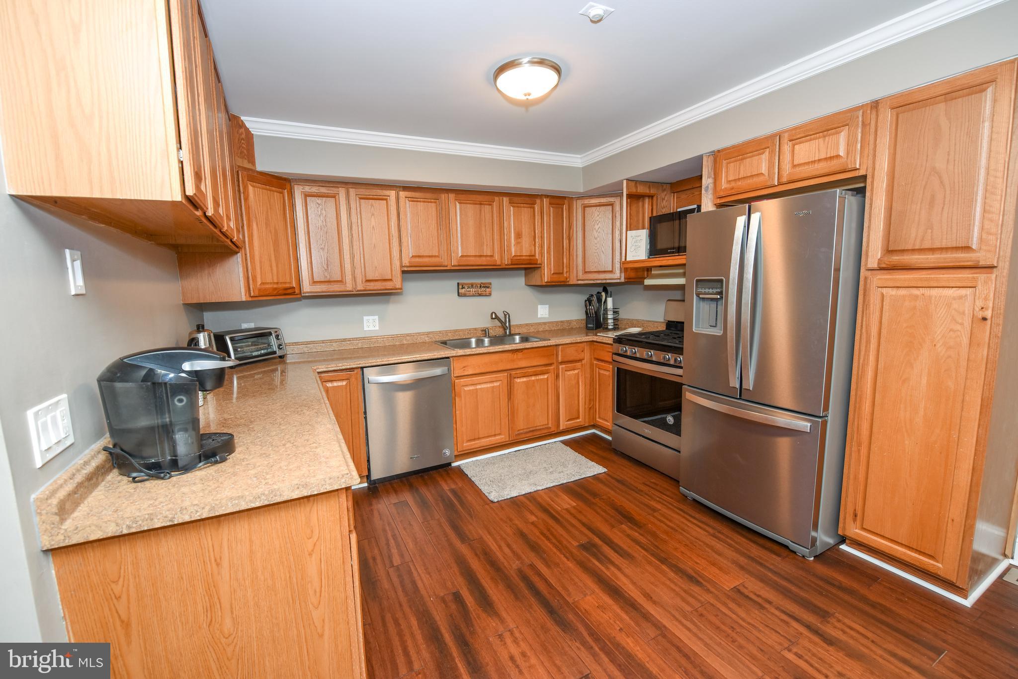 HAMPTON CROSSING - Residential