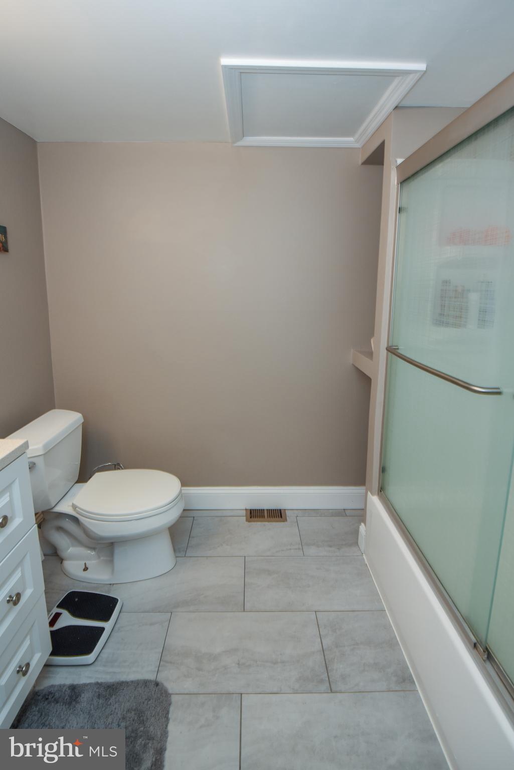 HAMPTON CROSSING - Residential