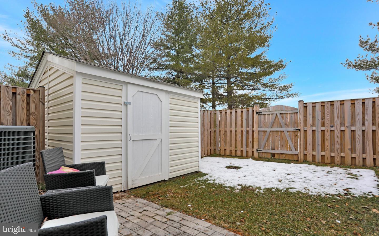 WILLOW BEND - Residential Lease