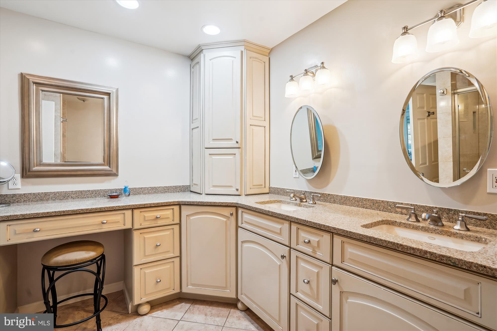 TAMARACK - Residential