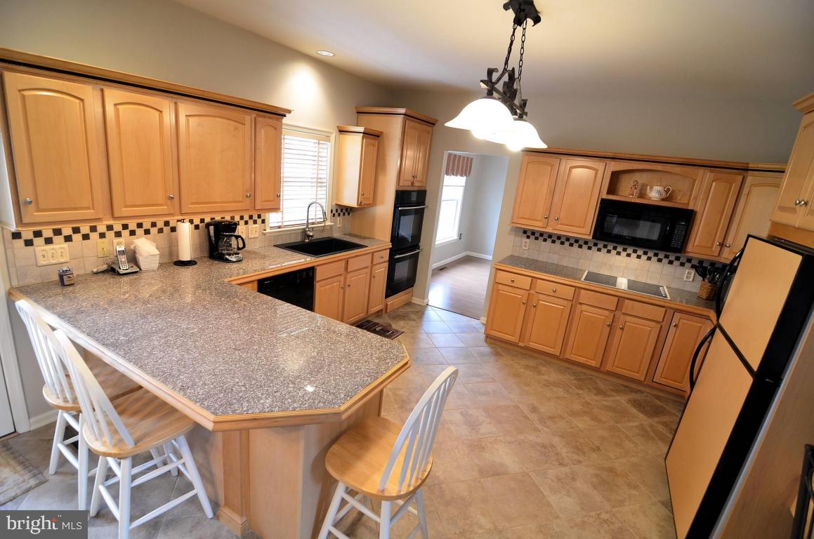 FAIRVIEW ESTATES - Residential