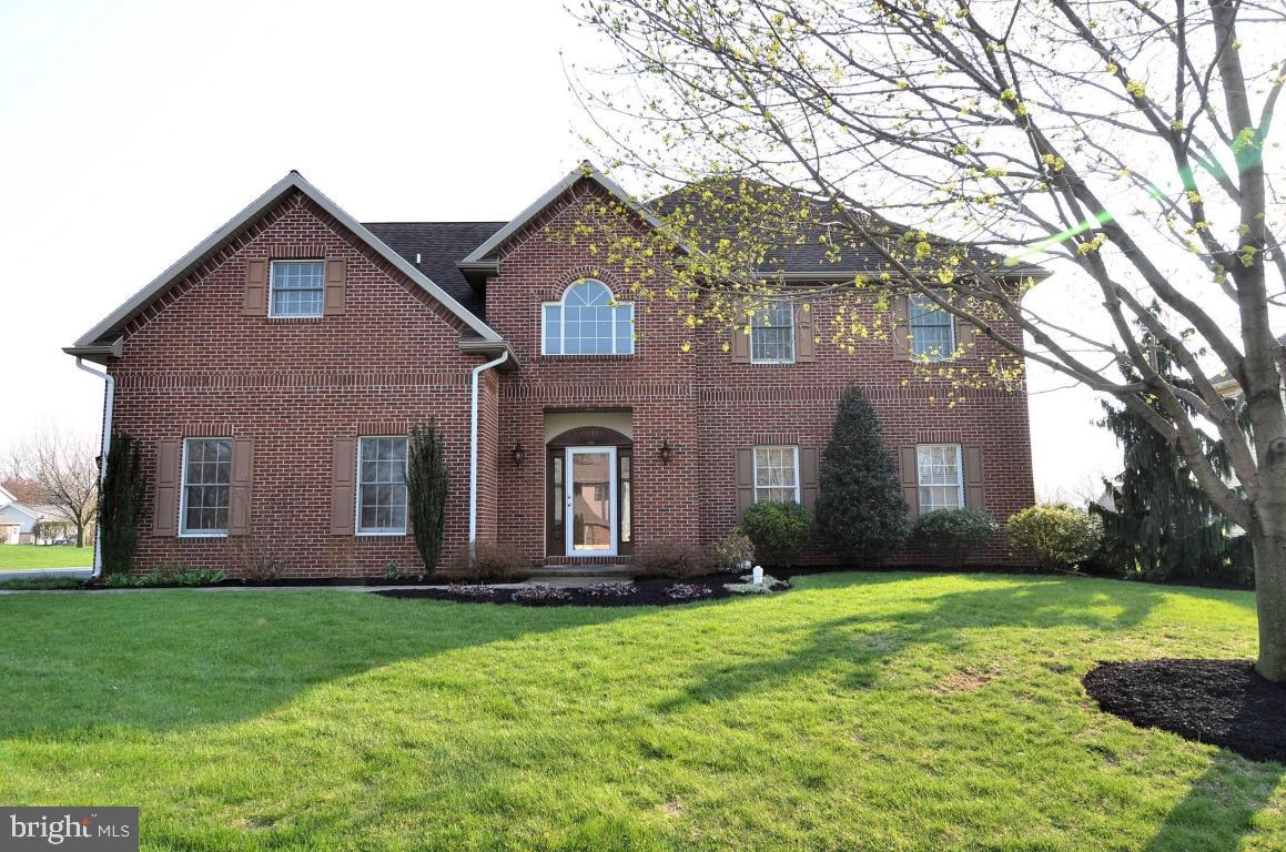 FAIRVIEW ESTATES - Residential
