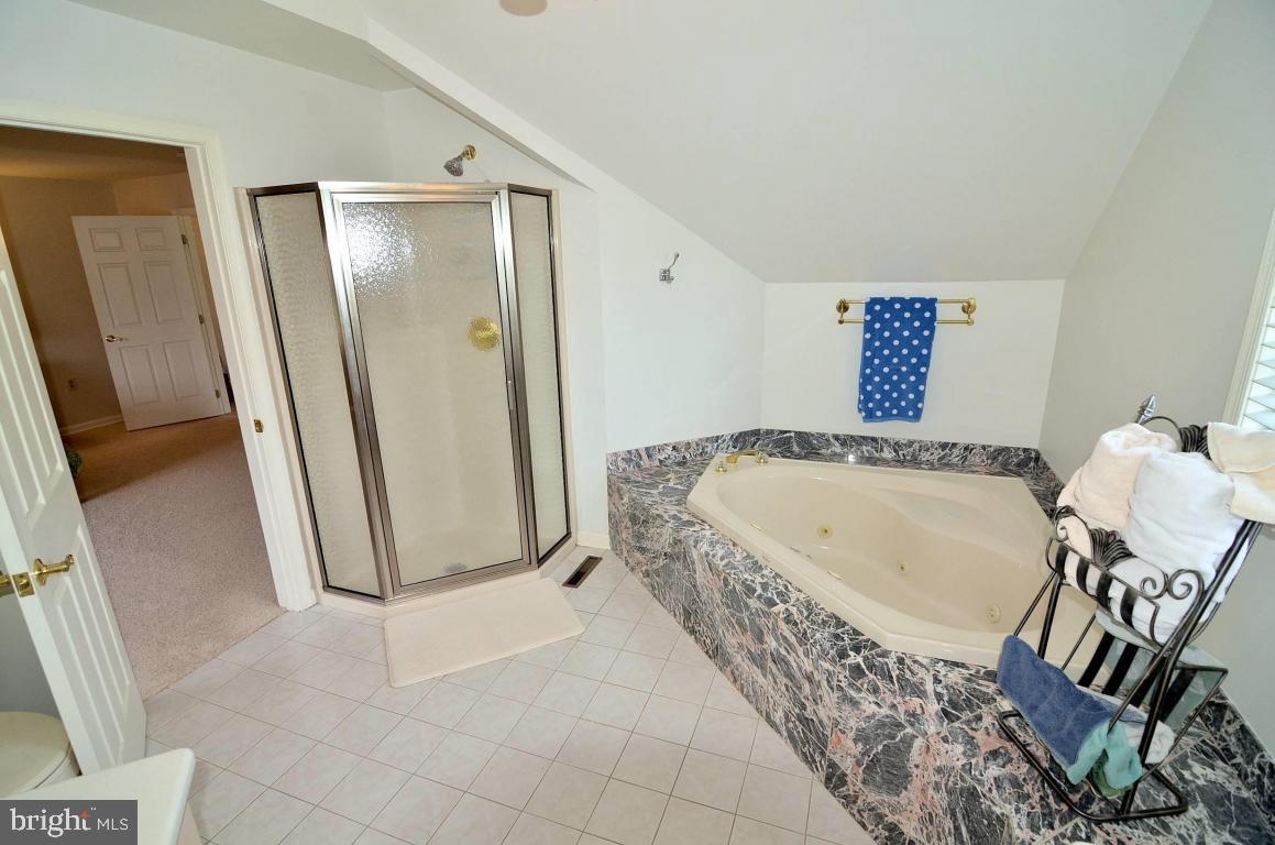 FAIRVIEW ESTATES - Residential