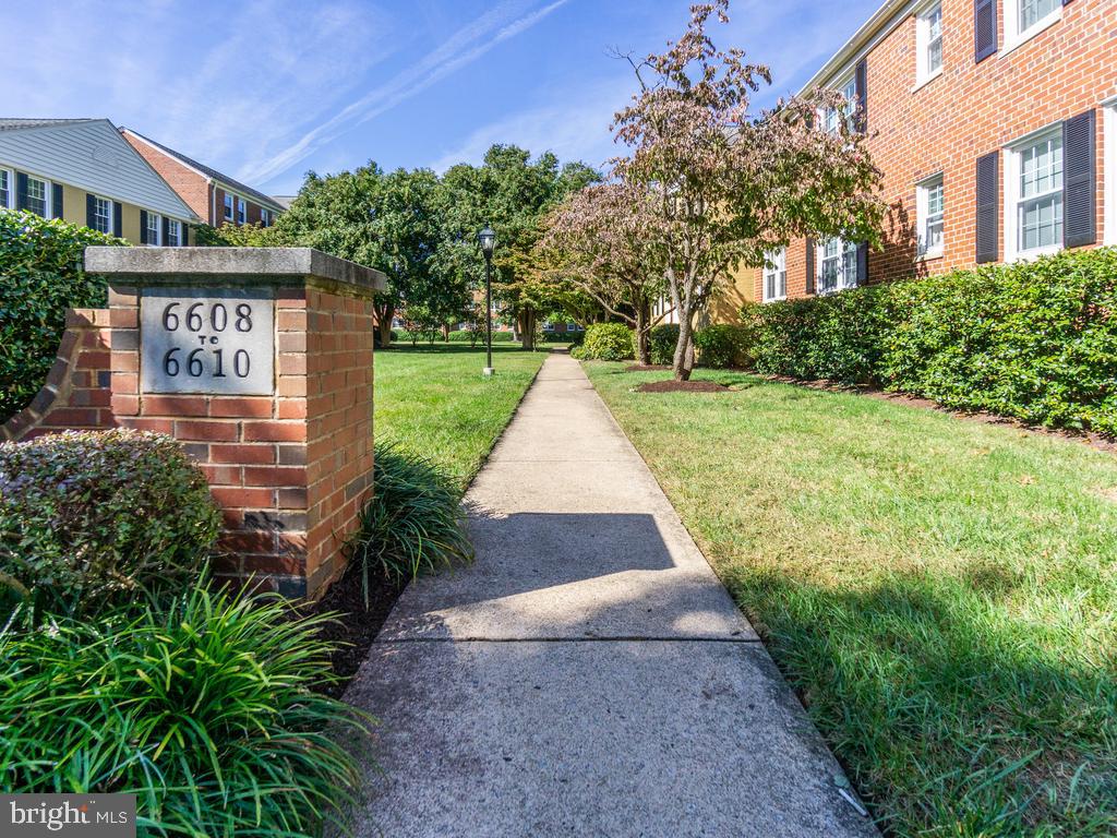 BELLE VIEW CONDOMINIUMS - Residential Lease