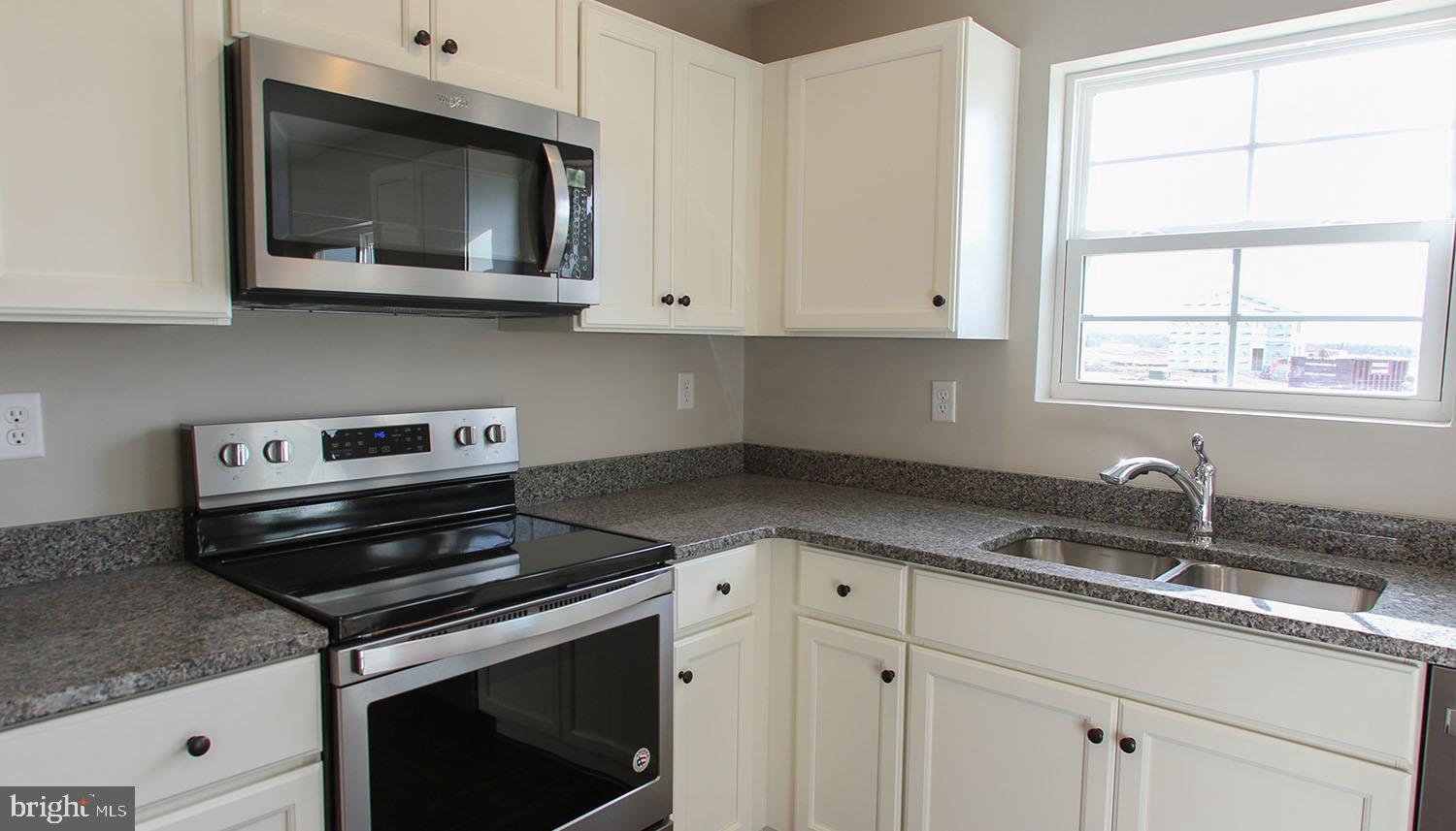 MORNING DOVE ESTATES - Residential