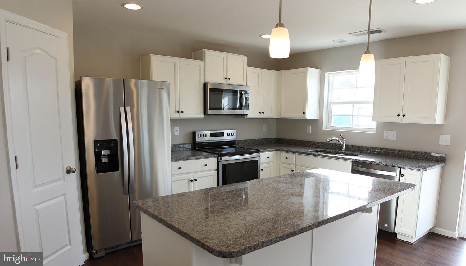 MORNING DOVE ESTATES - Residential