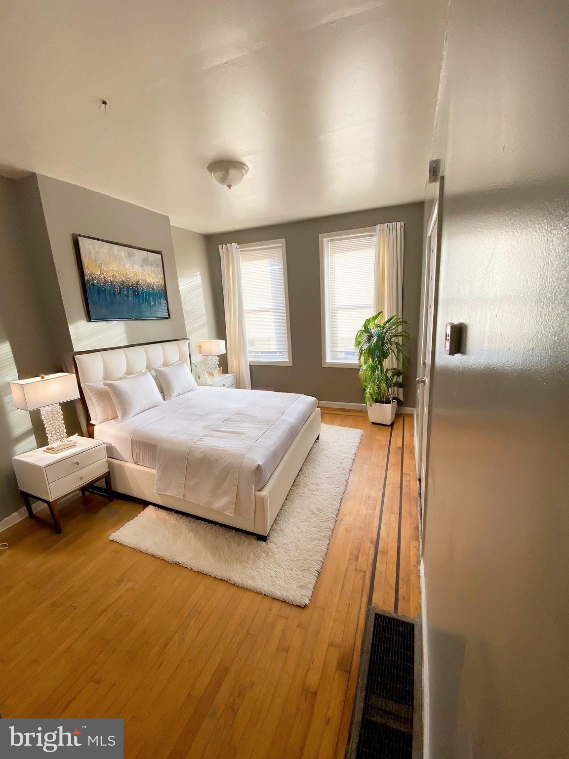 KENSINGTON - Residential Lease