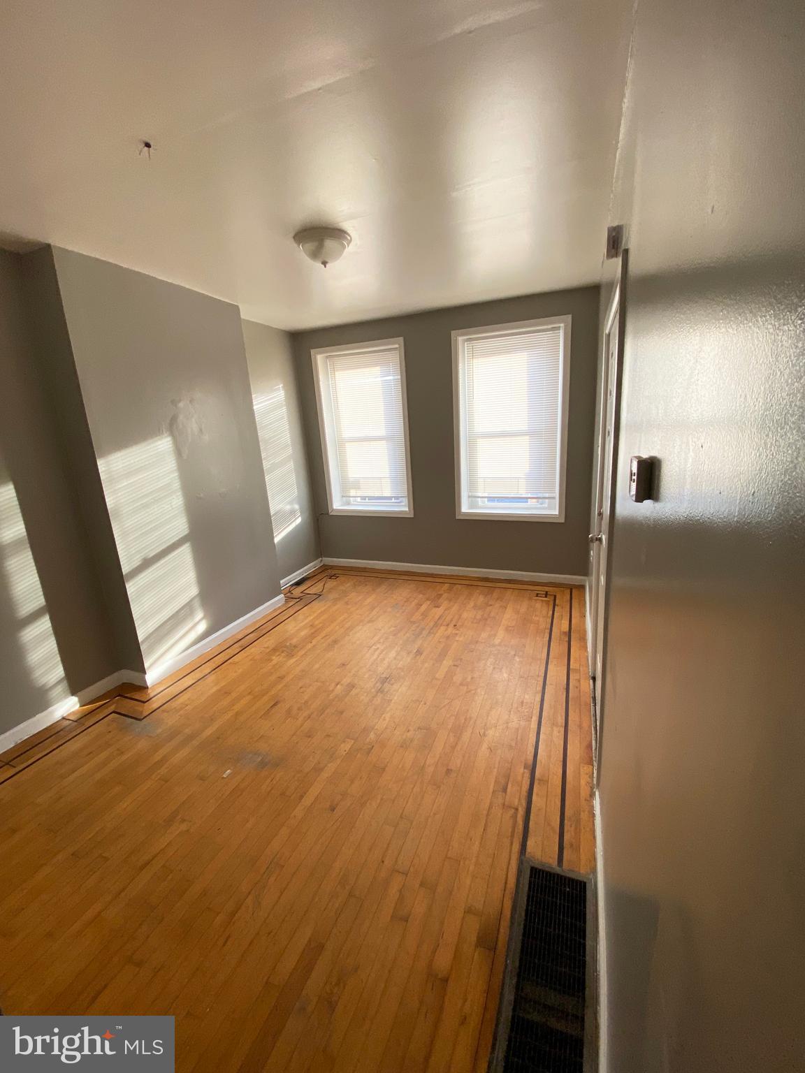 KENSINGTON - Residential Lease