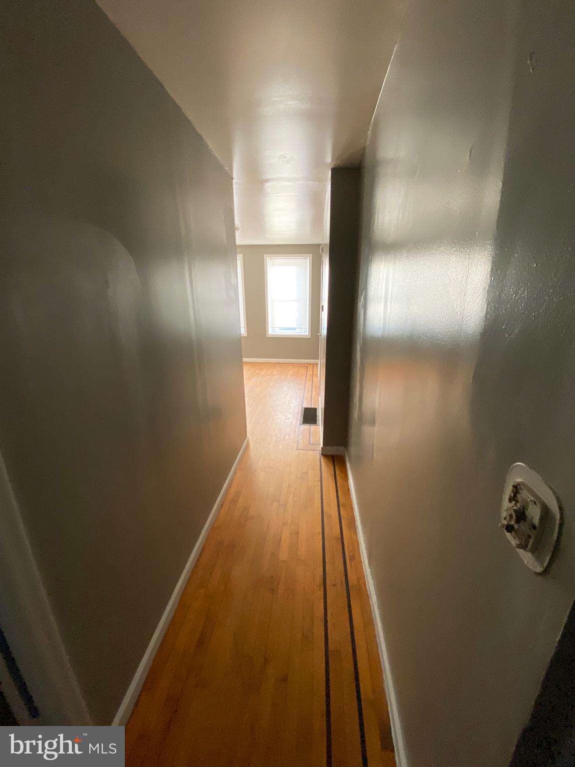 KENSINGTON - Residential Lease