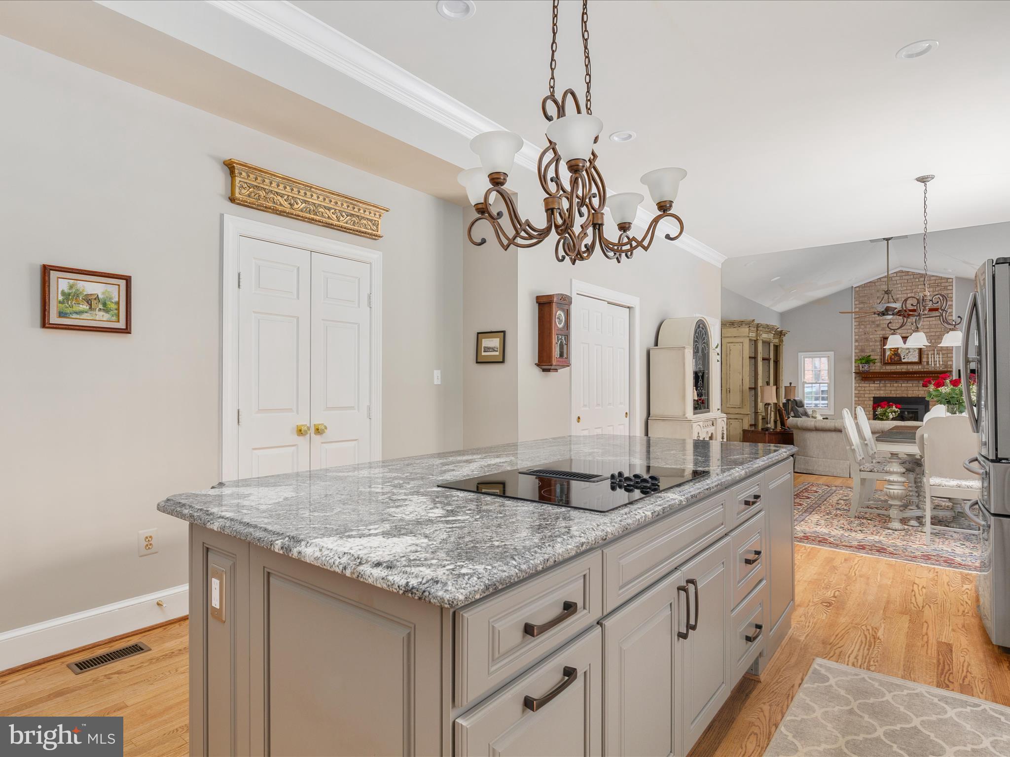 CLIFTON - Residential