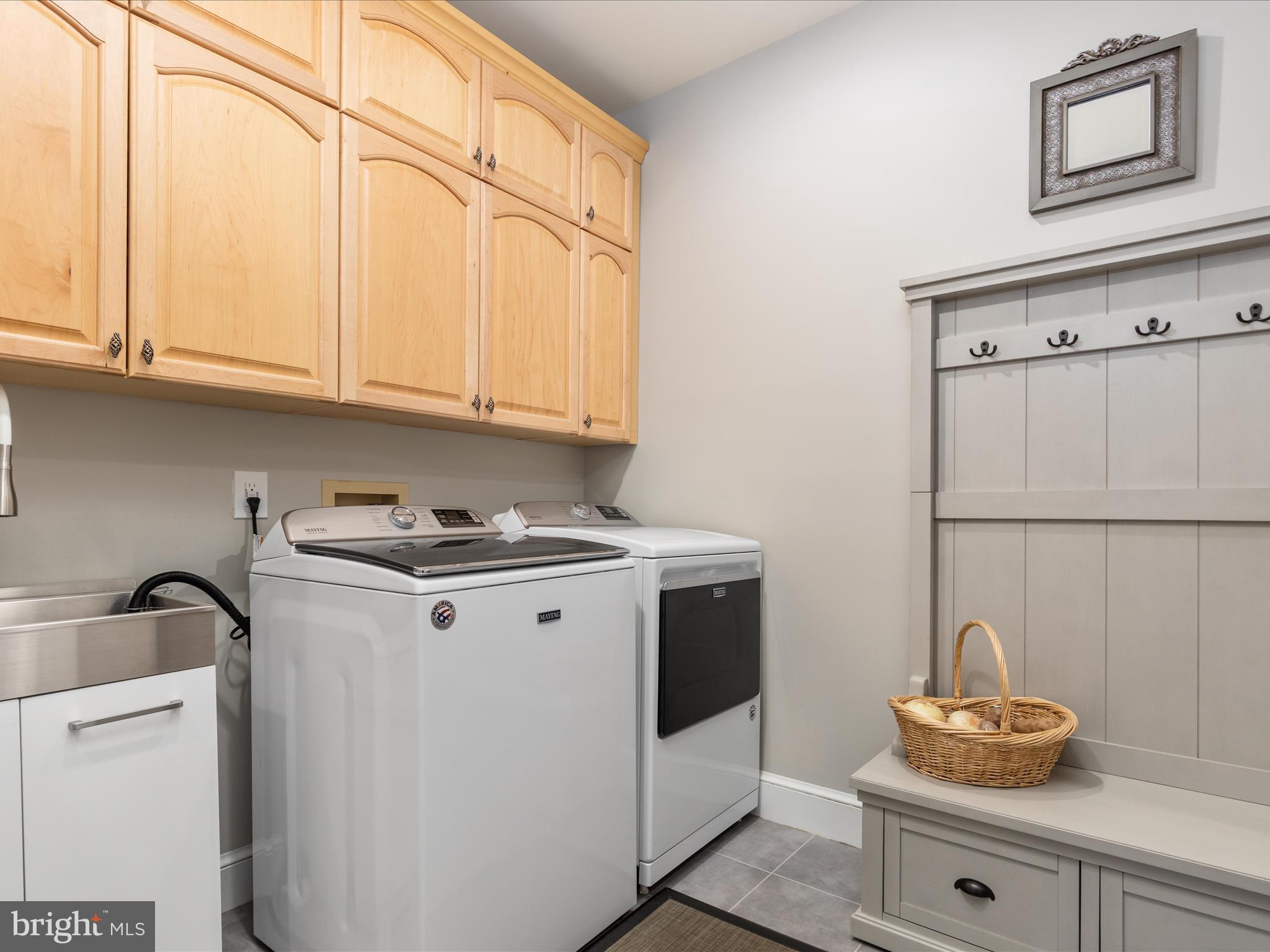 CLIFTON - Residential