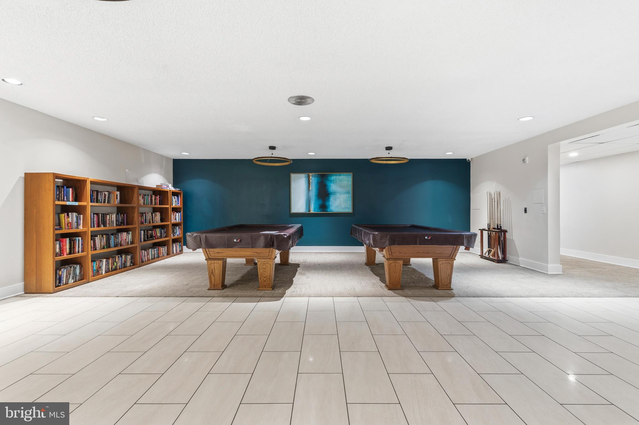 ALEXANDRIA KNOLLS - Residential