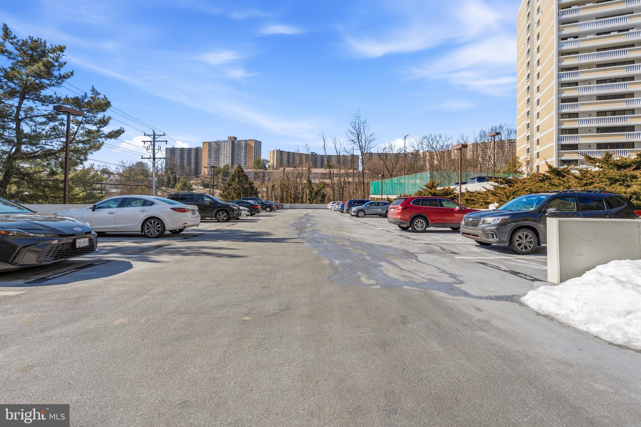 ALEXANDRIA KNOLLS - Residential