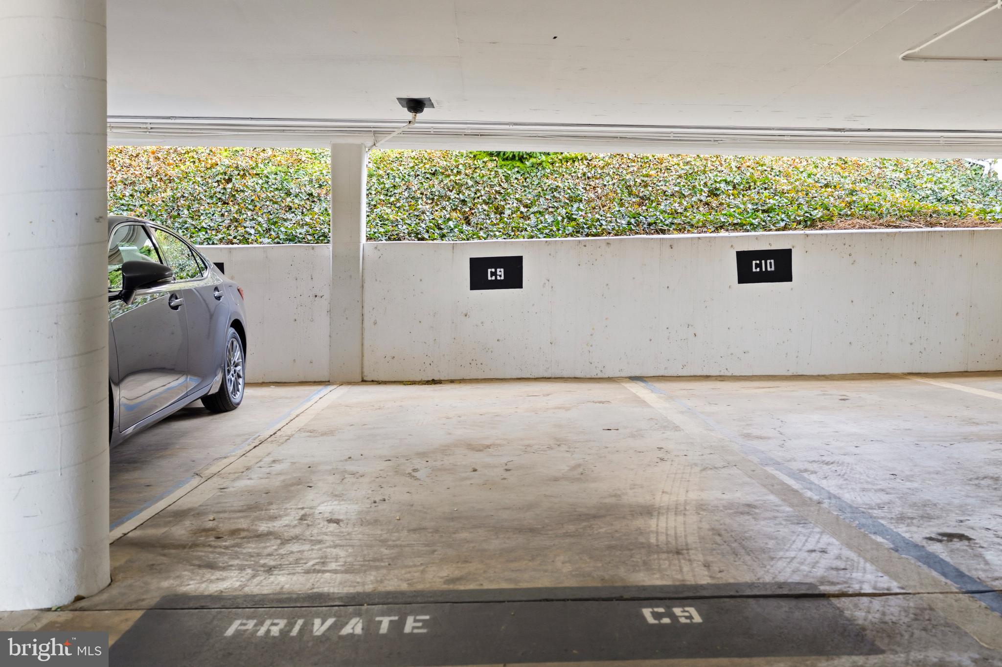 ALEXANDRIA KNOLLS - Residential