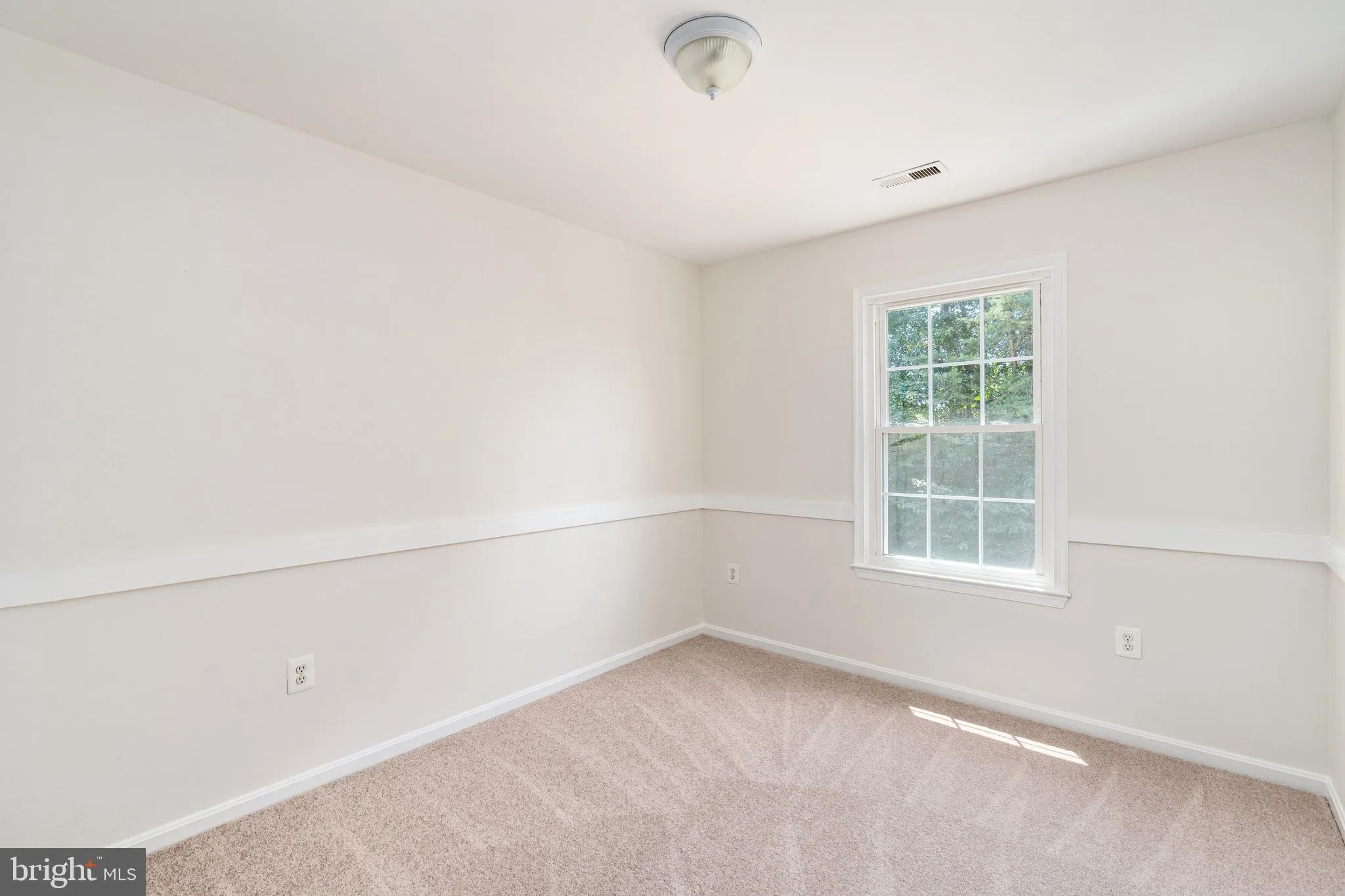 Woodbridge, Virginia 22193, United States, 3 Bedrooms Bedrooms, ,3 BathroomsBathrooms,Residential,Coming Soon,170595