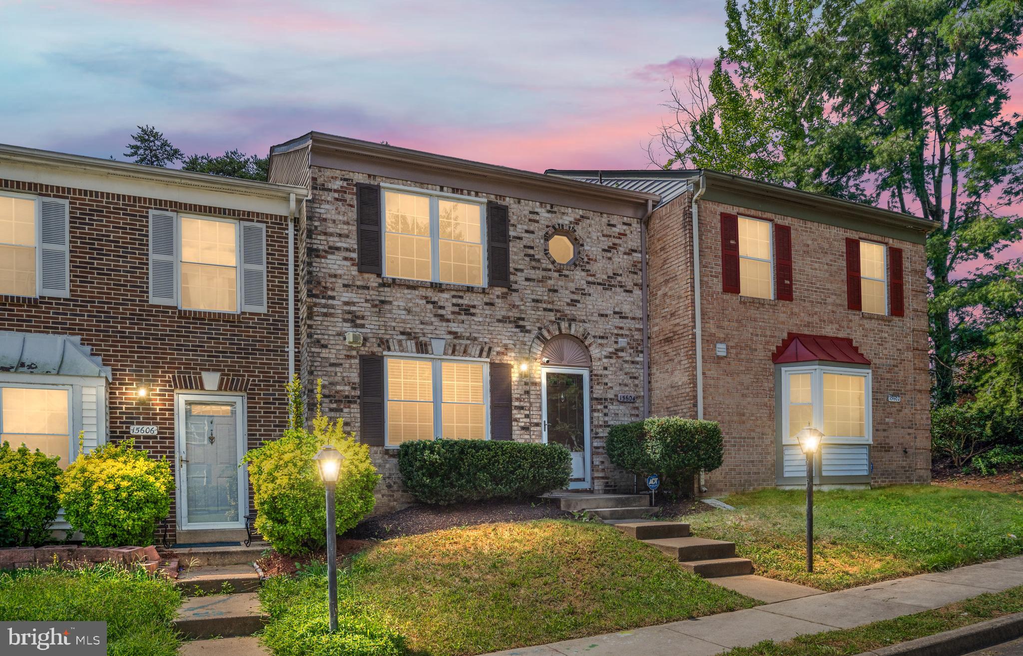 15604 TRAVERSER COURT
